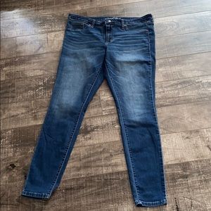 Universal Thread Midrise Jegging